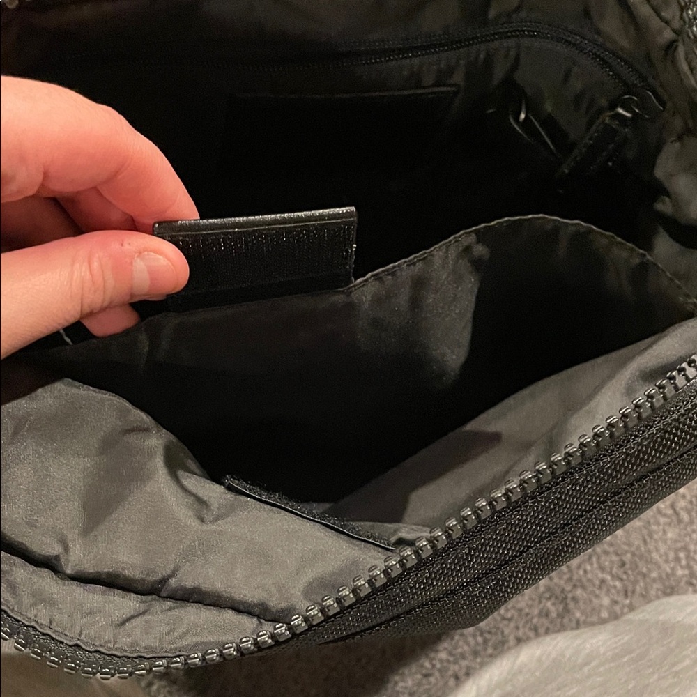 Michael Kors Men’s Black Canvas Messenger Bag - Picture 5 of 7